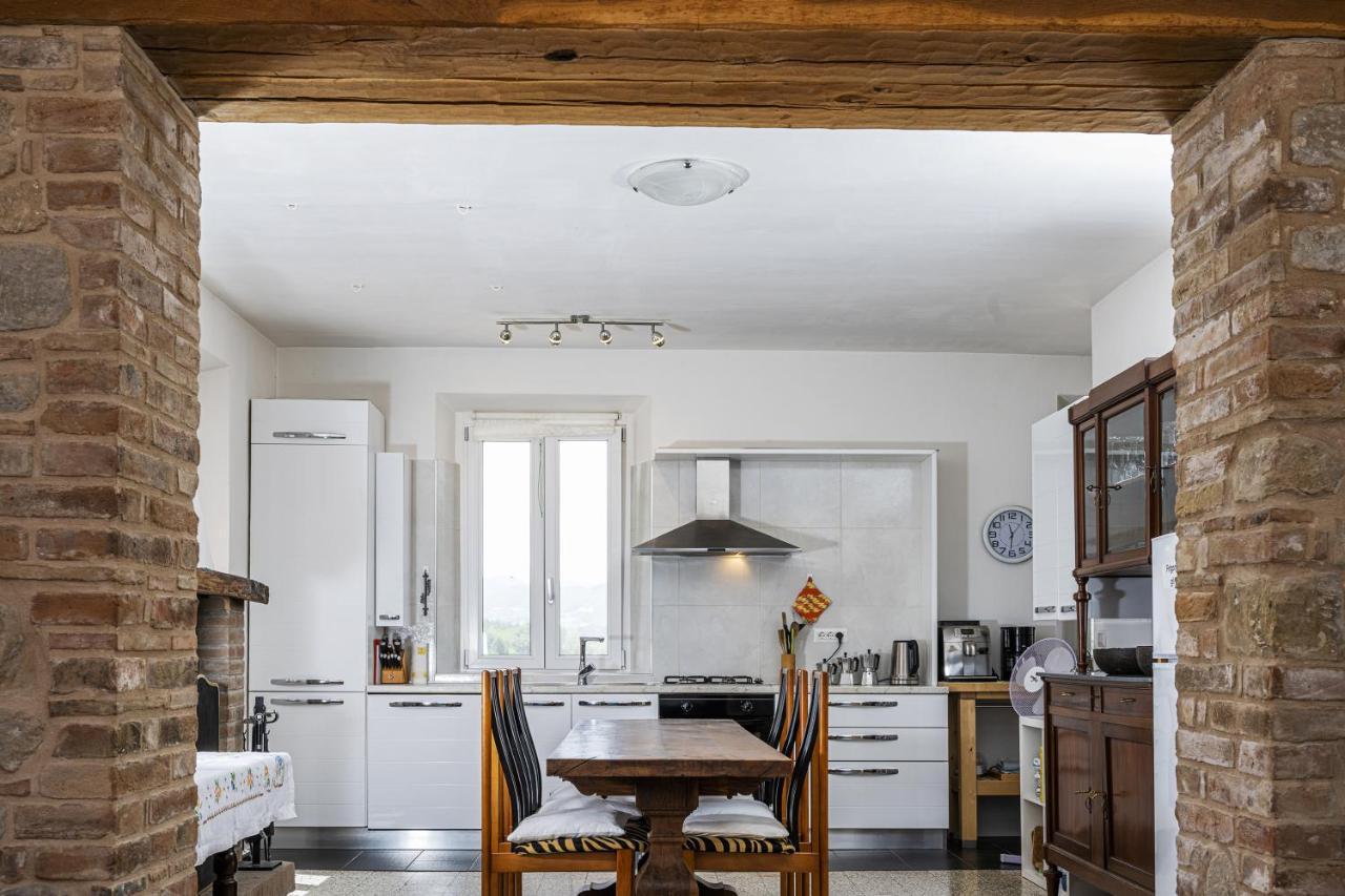 مبيت وإفطار Amandola Casa Friano المظهر الخارجي الصورة