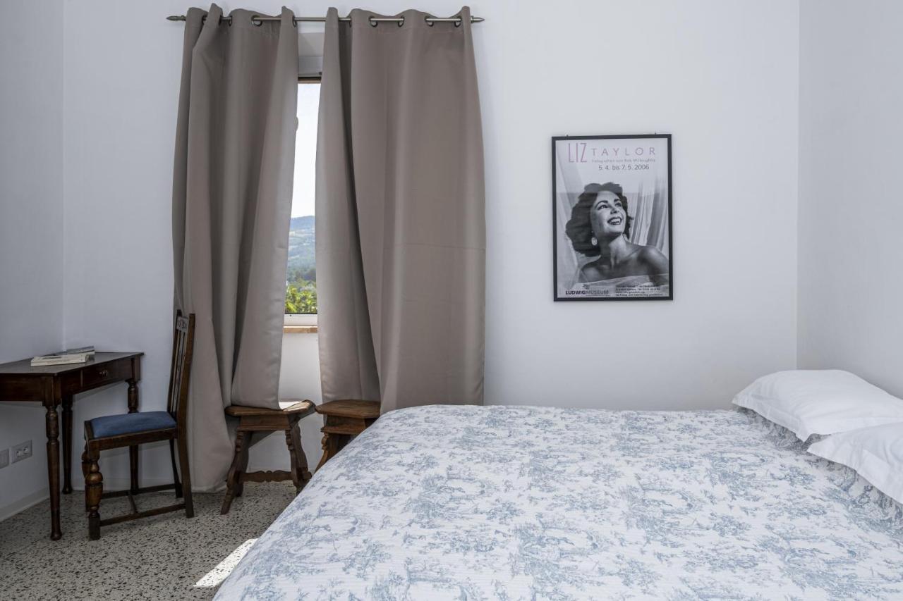 مبيت وإفطار Amandola Casa Friano المظهر الخارجي الصورة